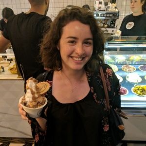 Meet your Posher, Galit